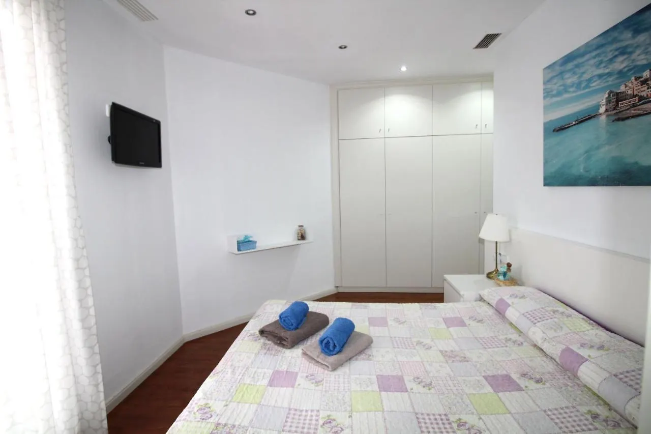 Rooms Corsega Barcelona 0*,  Spanje